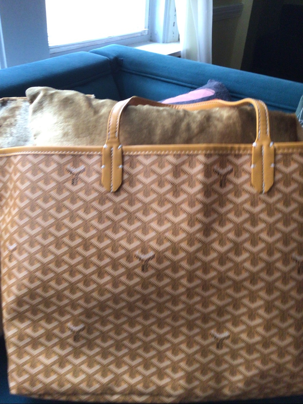 Goyard Tote Bag in Cognac with Yellow Trim authentic ๐ฏ percent ๐๐โ
โ
or best offe - Picture 7 of 7